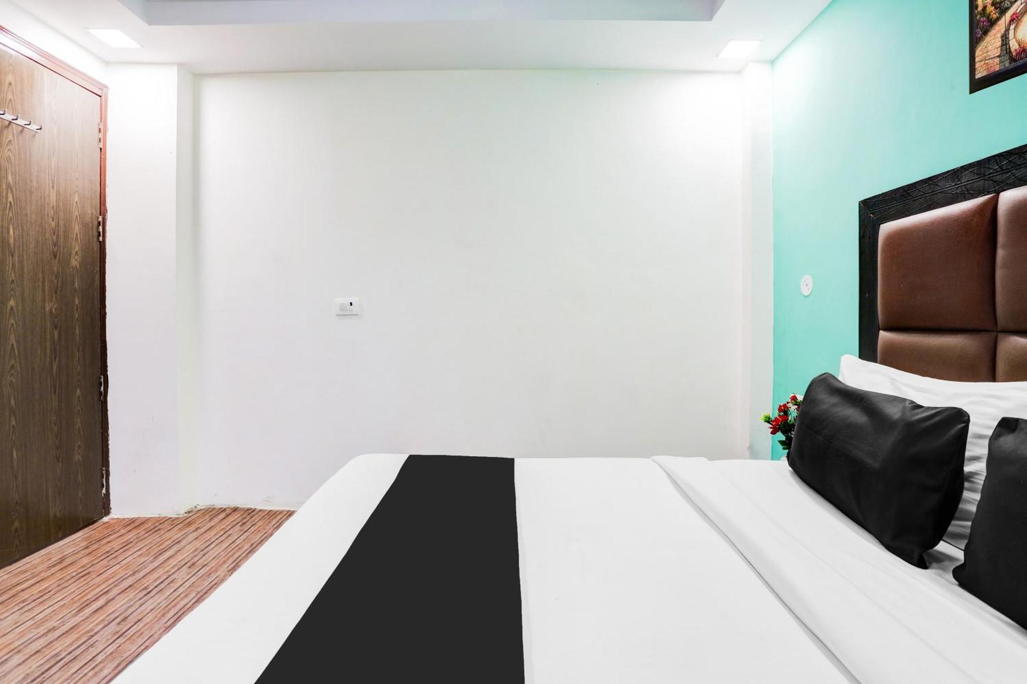 Super Hotel O Rohini Sector 20 Formerly Yellow Saffron دلهي المظهر الخارجي الصورة