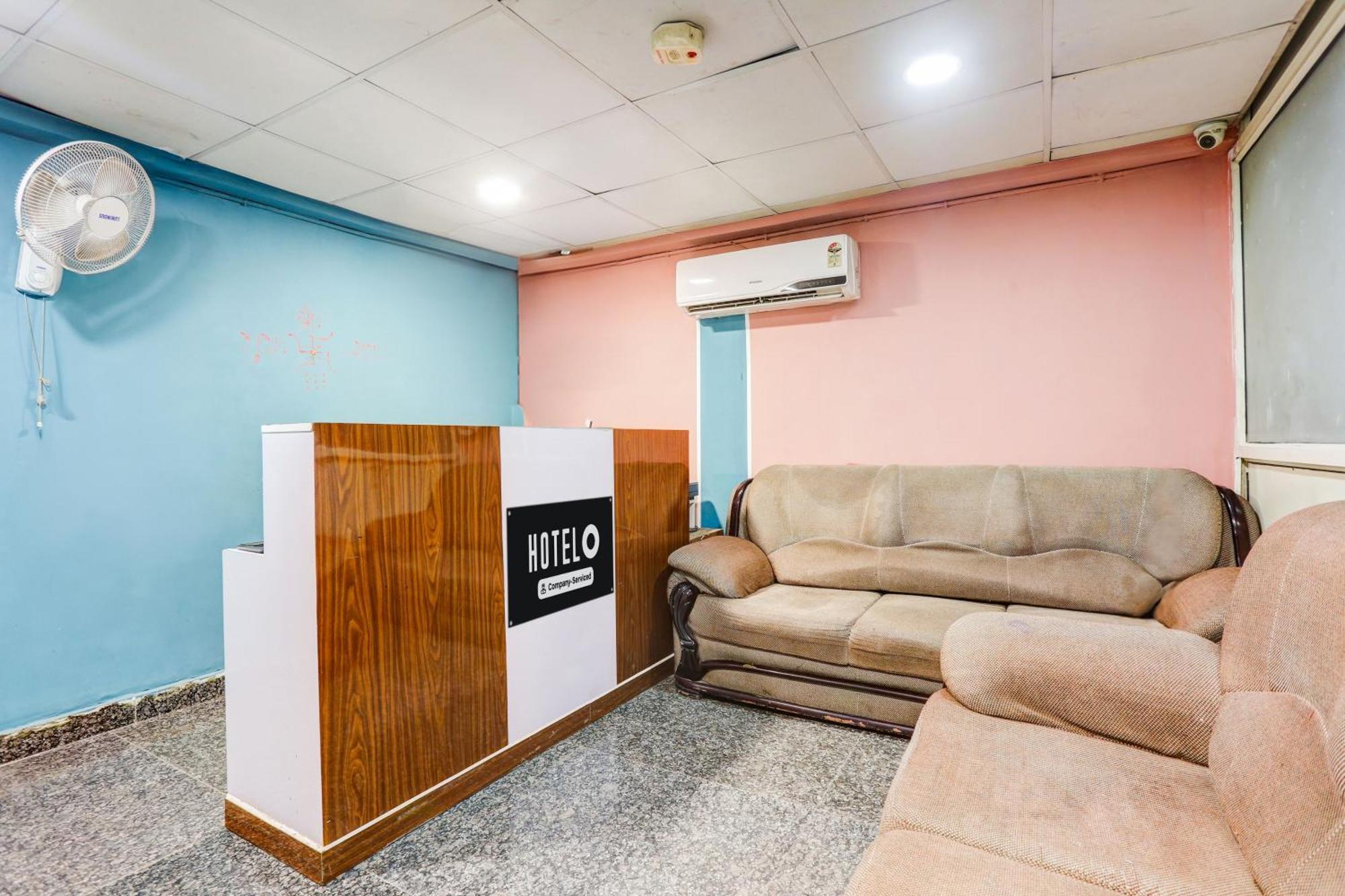 Super Hotel O Rohini Sector 20 Formerly Yellow Saffron دلهي المظهر الخارجي الصورة