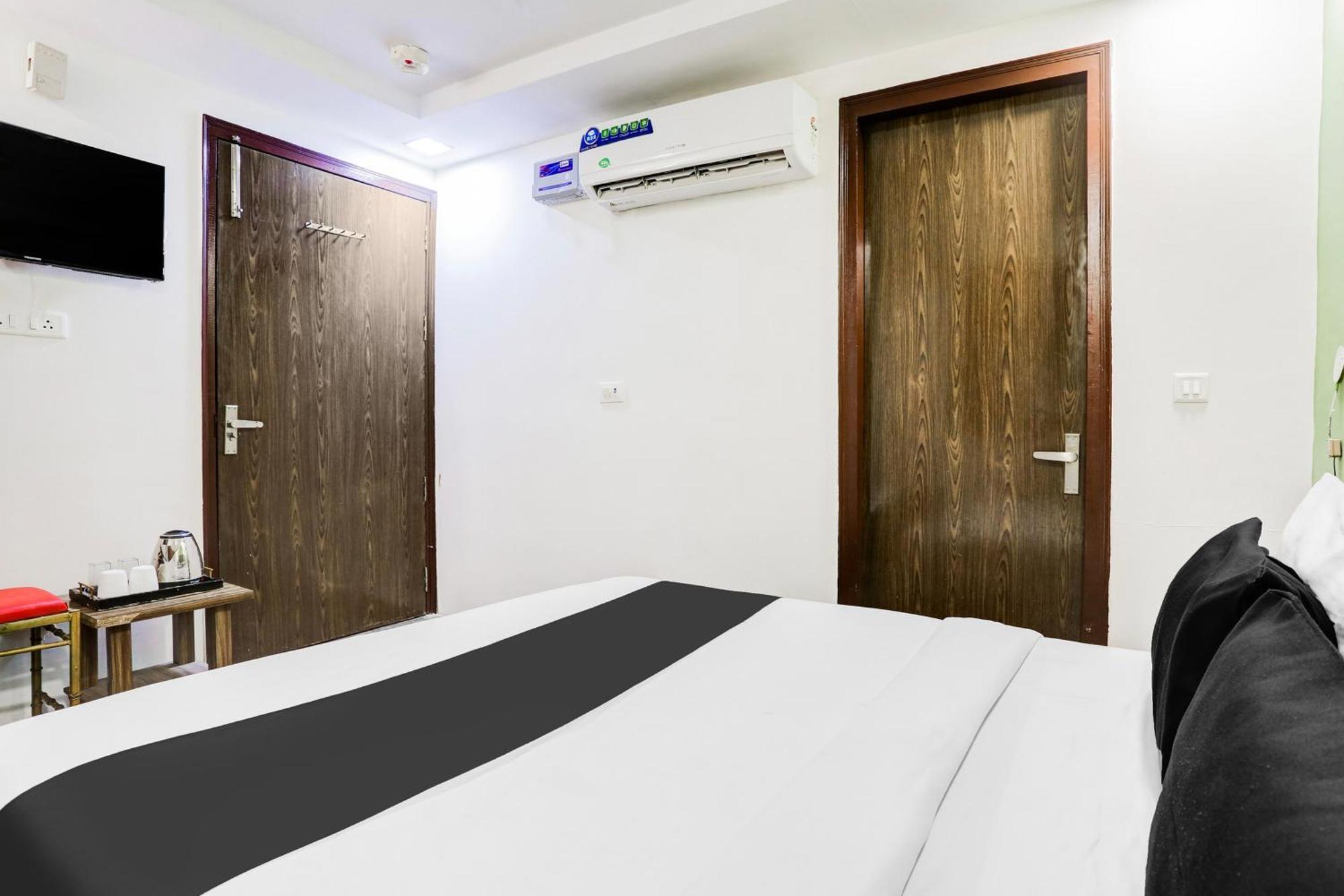 Super Hotel O Rohini Sector 20 Formerly Yellow Saffron دلهي المظهر الخارجي الصورة